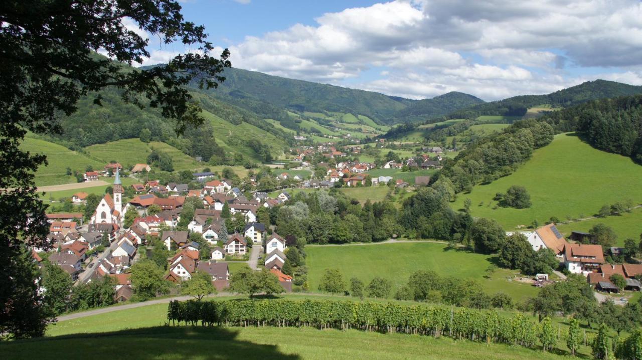 Hotel-Gasthaus Goldener Engel Glottertal Zewnętrze zdjęcie