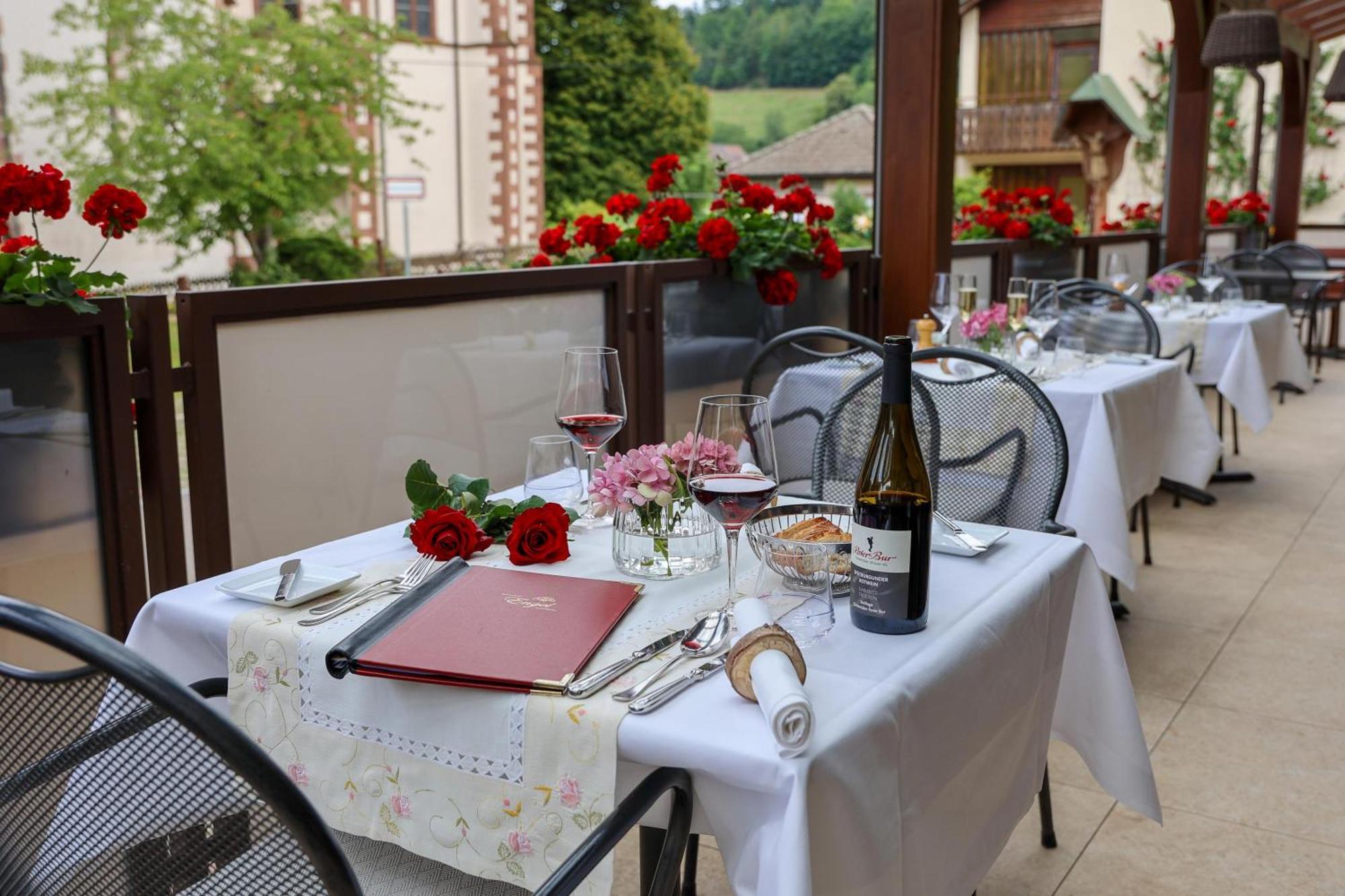 Hotel-Gasthaus Goldener Engel Glottertal Zewnętrze zdjęcie