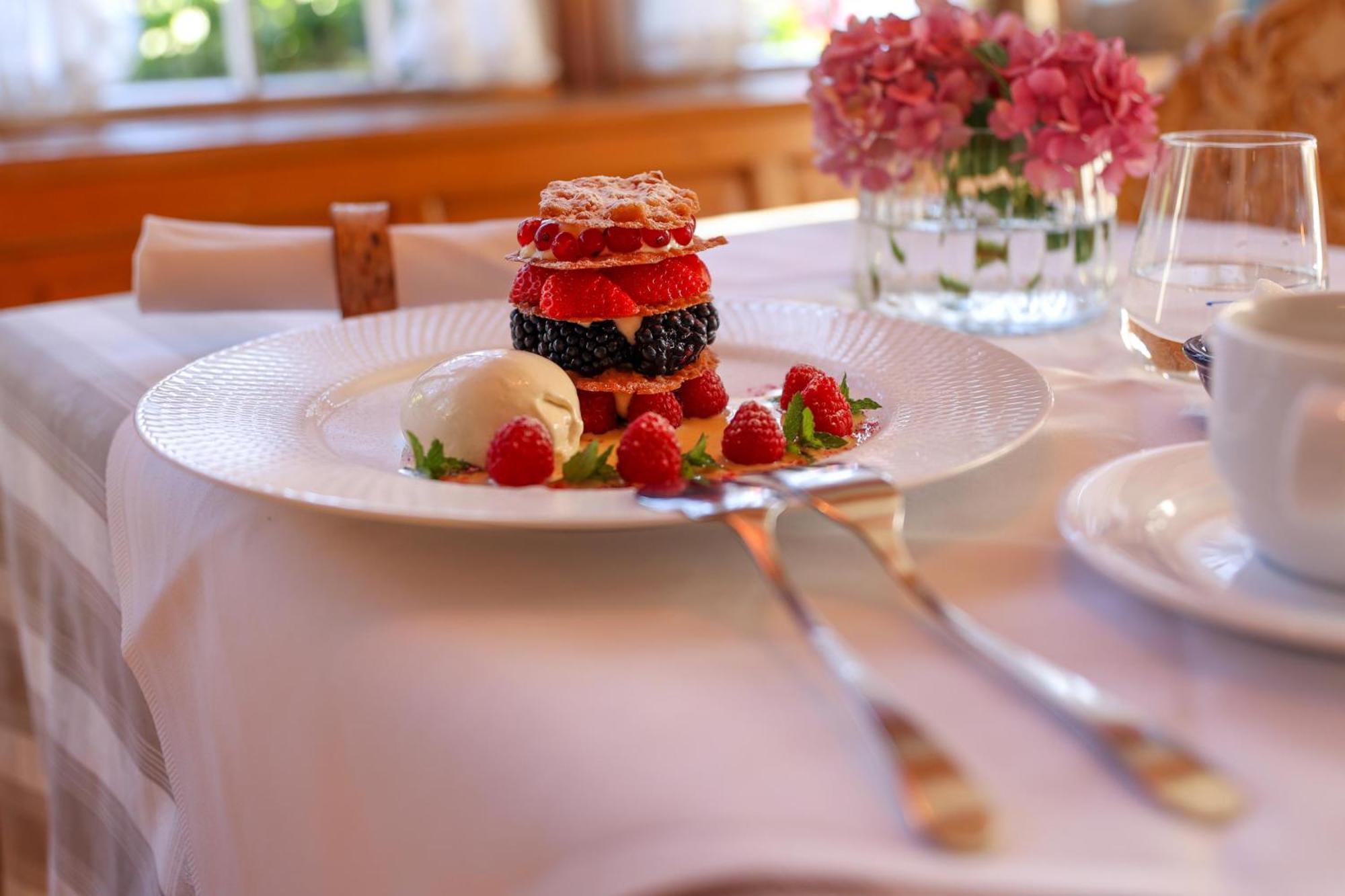 Hotel-Gasthaus Goldener Engel Glottertal Zewnętrze zdjęcie